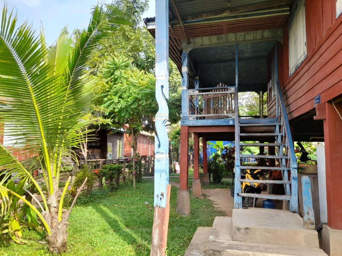 Ta'S Dorm Dondet Hostel Ban Dondét Екстериор снимка