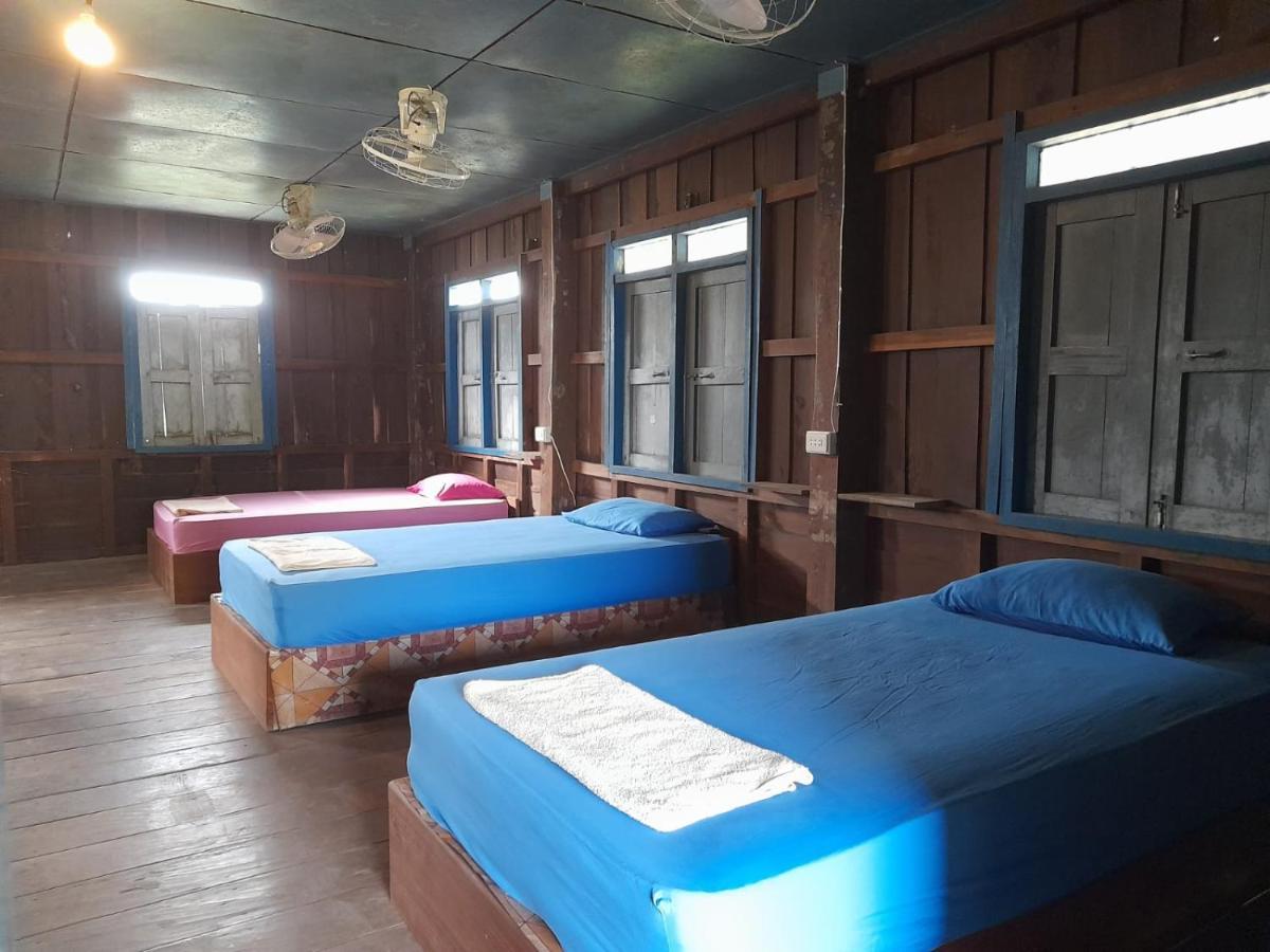 Ta'S Dorm Dondet Hostel Ban Dondét Екстериор снимка