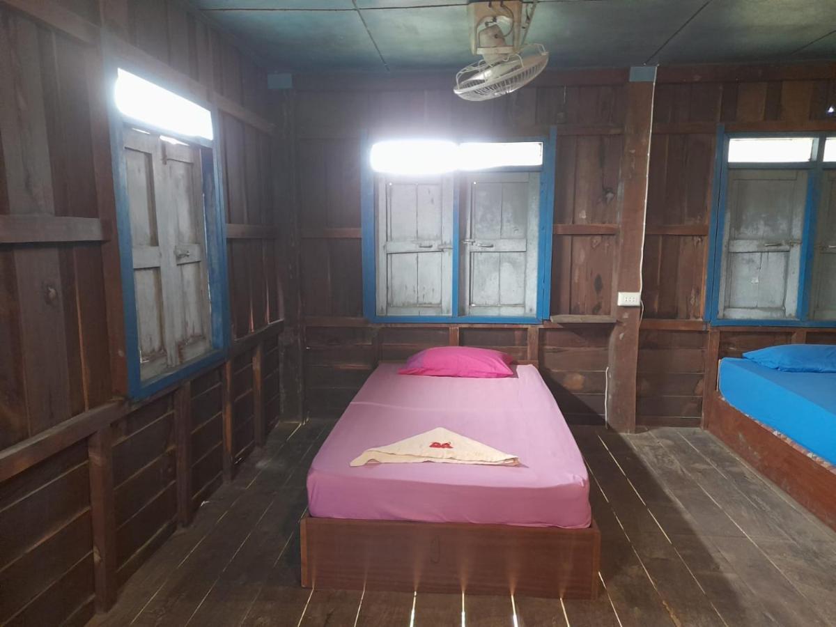 Ta'S Dorm Dondet Hostel Ban Dondét Екстериор снимка